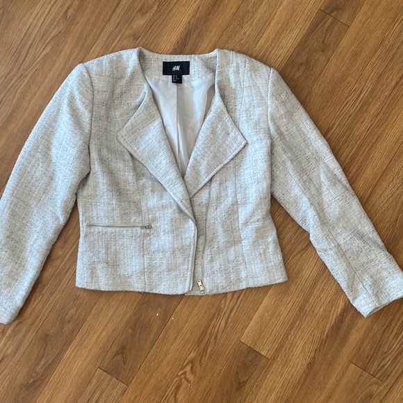 H&M Jacket - Picture 2 of 4